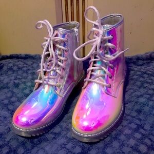 The brand is Place. Iridescent boots with white and shinny laces. Size 7